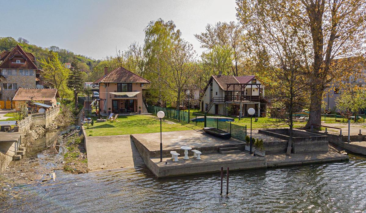 Dunavska Kuca Smederevo Esterno foto