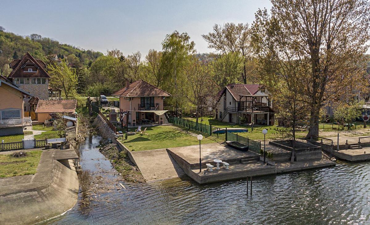 Dunavska Kuca Smederevo Esterno foto